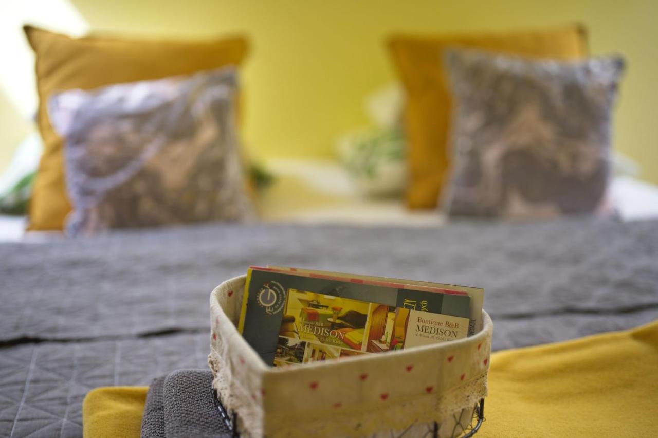 Medison Family Boutique B&B Кельце Экстерьер фото