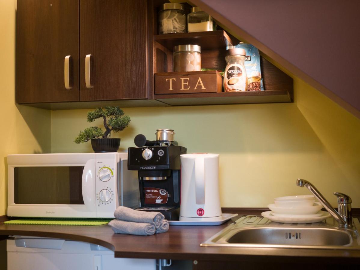 Medison Family Boutique B&B Кельце Экстерьер фото