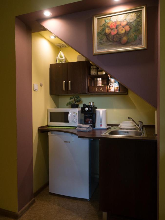 Medison Family Boutique B&B Кельце Экстерьер фото