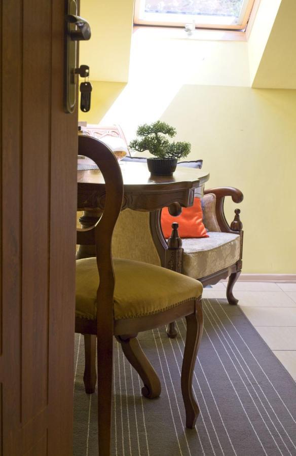 Medison Family Boutique B&B Кельце Экстерьер фото