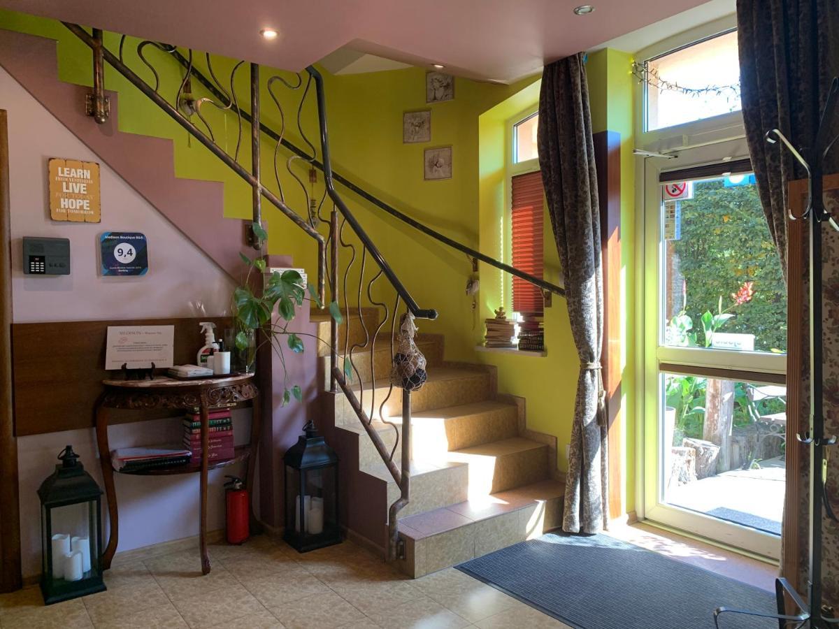 Medison Family Boutique B&B Кельце Экстерьер фото